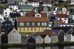 Fisker-og-byhuse-Vagur-Suduroy