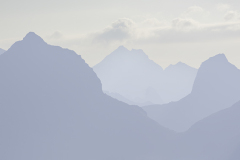 Bjergvue-fra-Fredvang-broen